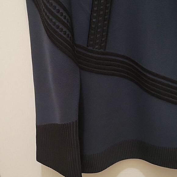 Maison Ullens V Neck Sweater - Picture 9 of 12